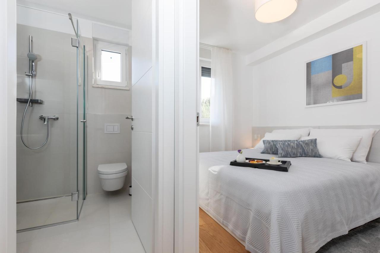Luxury Apartment La Mer Murter Exterior photo
