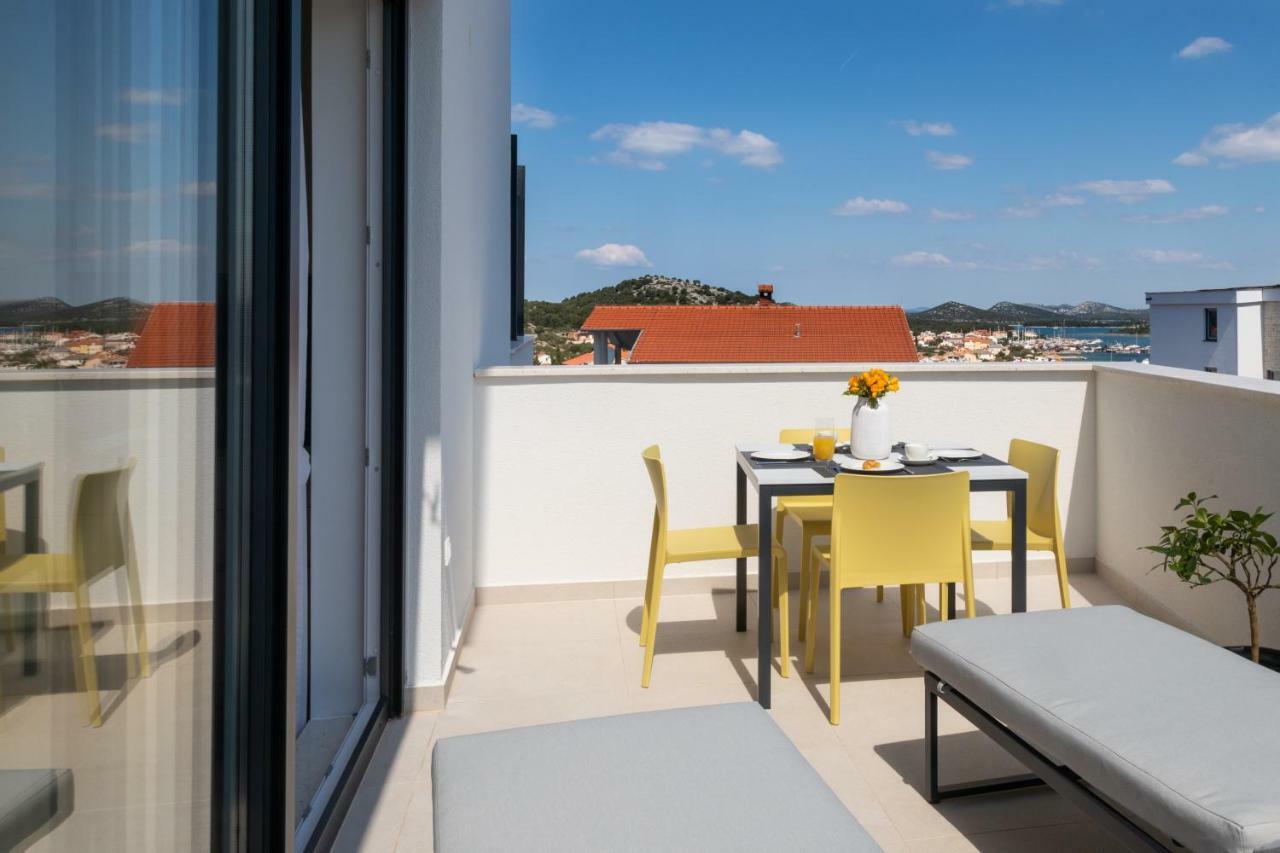 Luxury Apartment La Mer Murter Exterior photo