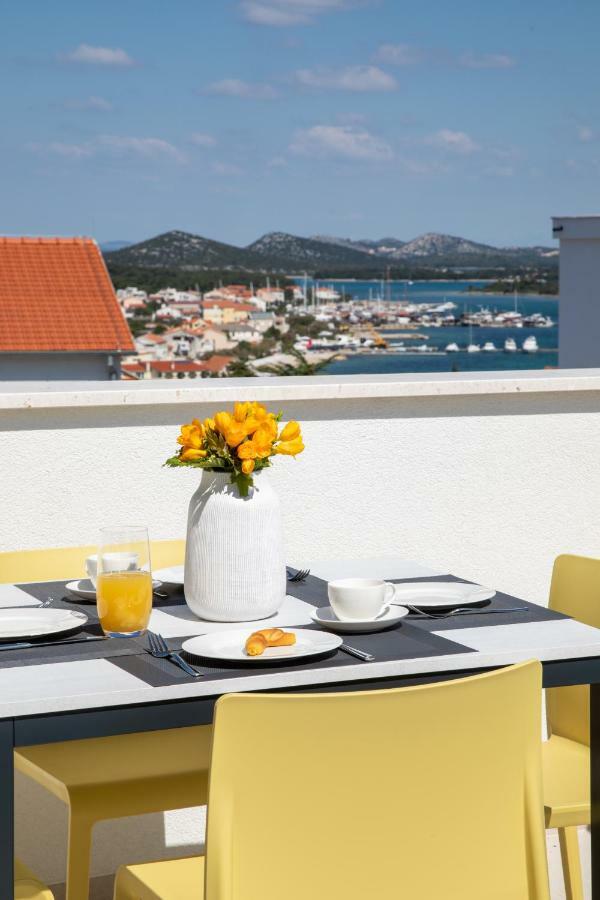 Luxury Apartment La Mer Murter Exterior photo